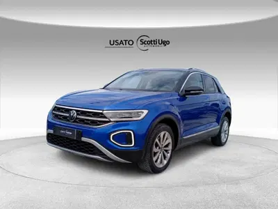 Volkswagen T-Roc 1.0 TSI Style del 2023 usata a Cascina