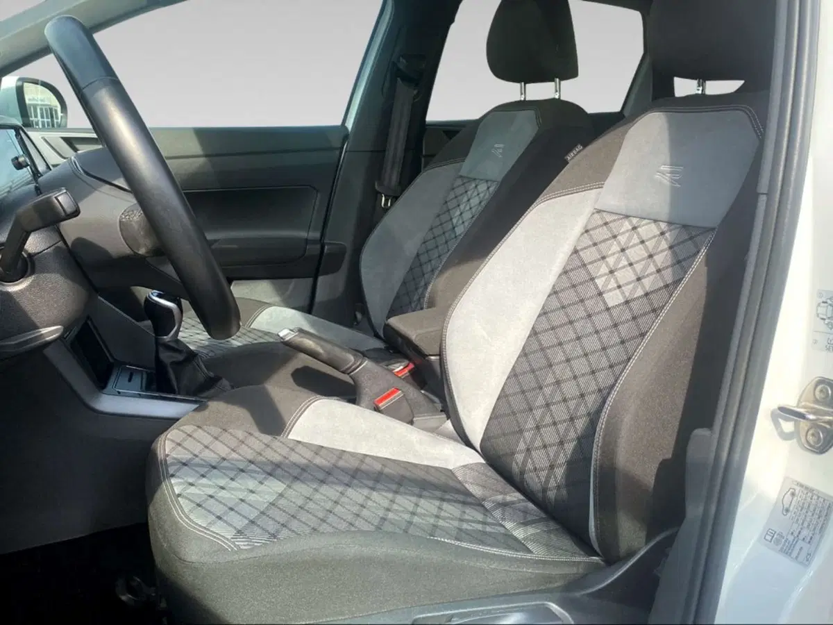Volkswagen Taigo usata a Pisa (10)