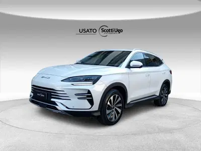 Byd Seal U DM-i 1.5 phev Comfort 2wd del 2025 usata a Cascina