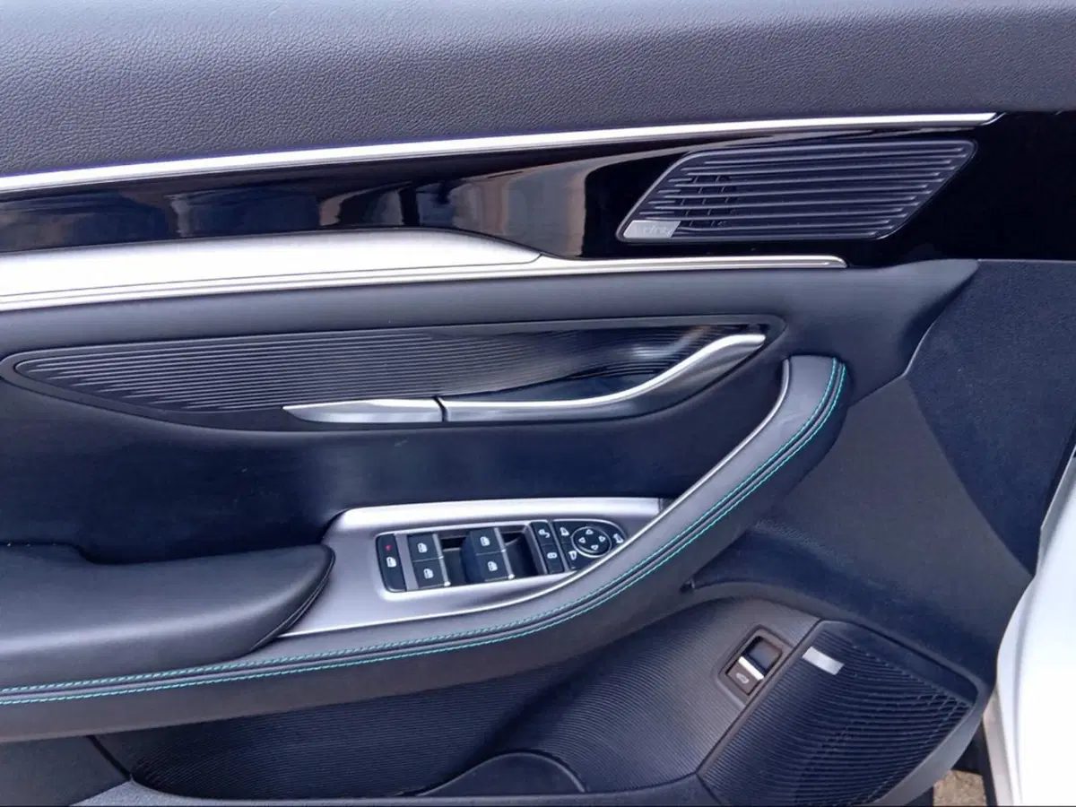 Byd Seal U DM-i usata a Pisa (17)