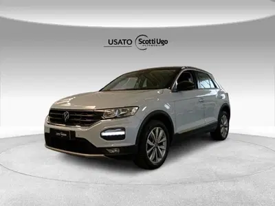 Volkswagen T-Roc 1.0 TSI Style del 2021 usata a Sinalunga