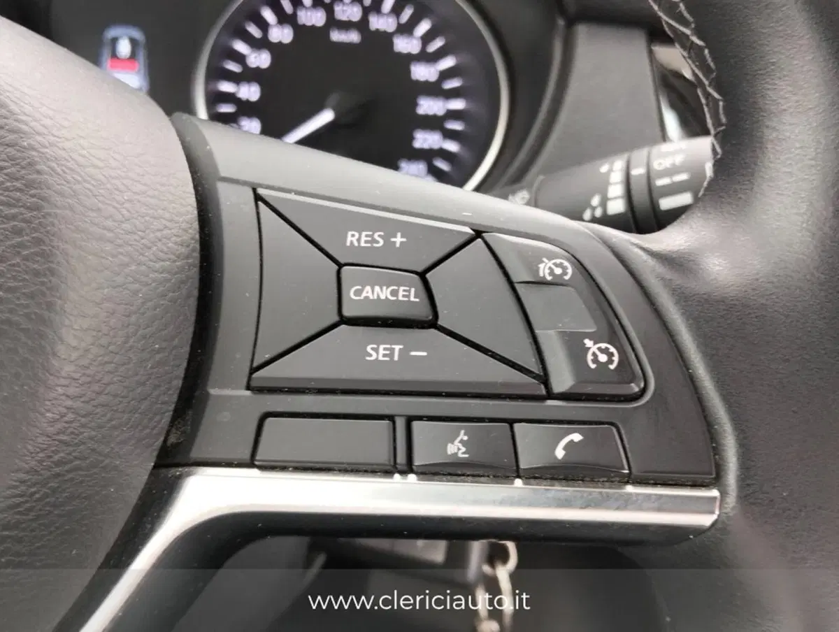 Nissan Qashqai usata a Como (11)