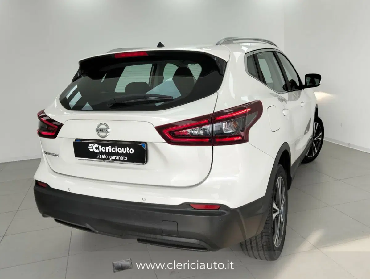 Nissan Qashqai usata a Como (2)