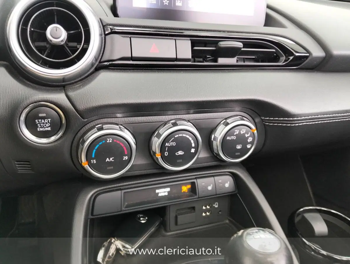 Mazda MX-5 usata a Como (14)