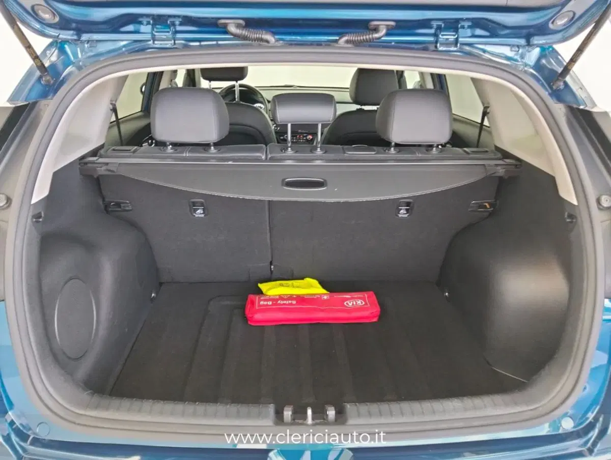Kia Niro usata a Como (17)