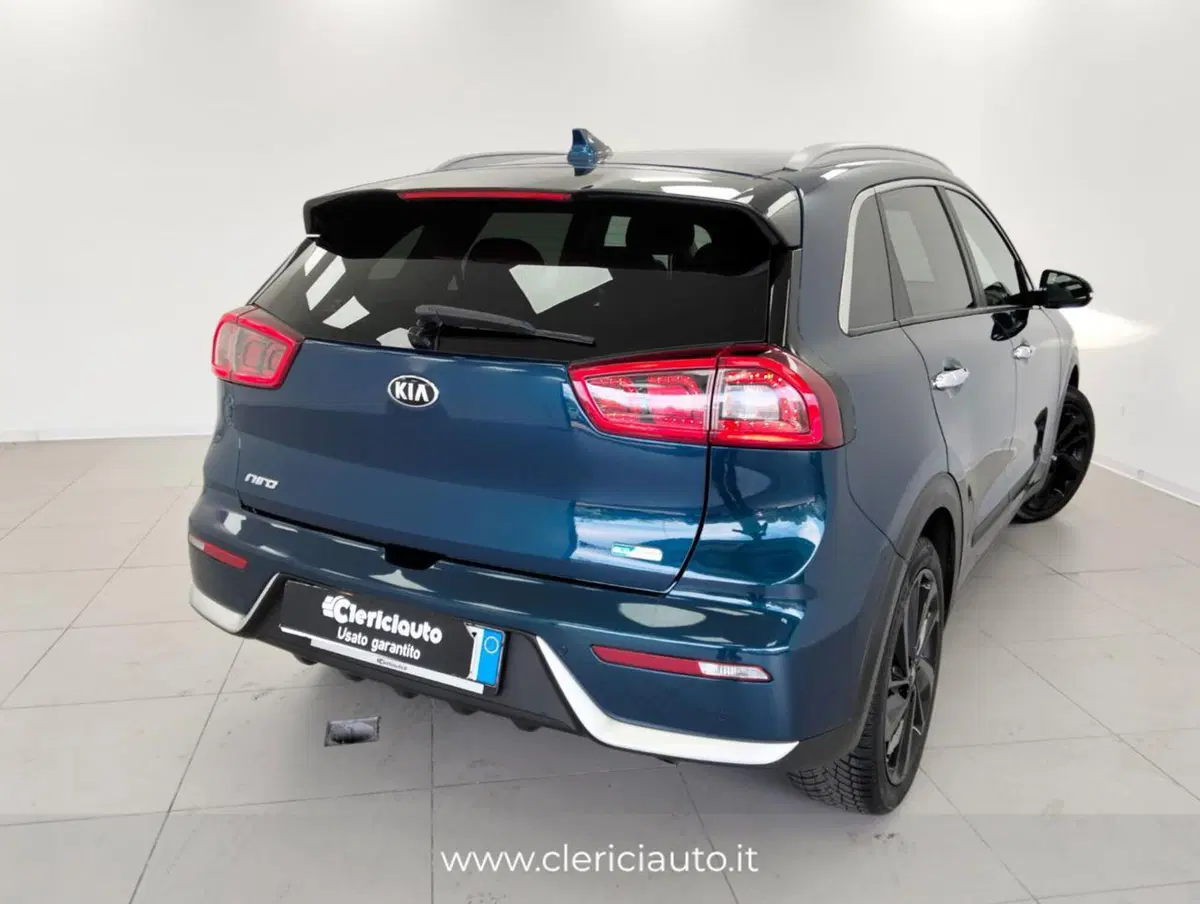 Kia Niro usata a Como (2)