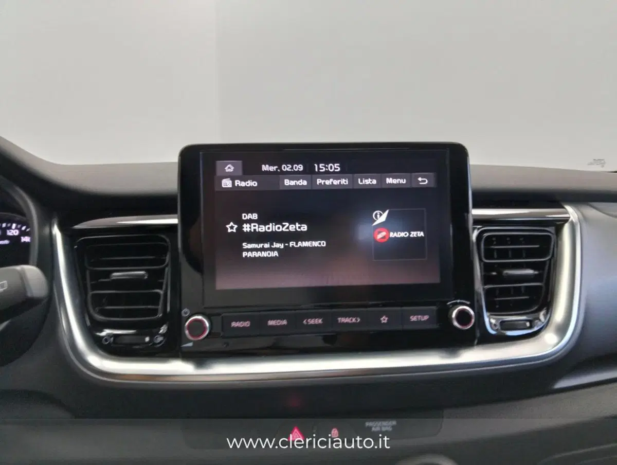 Kia Stonic usata a Como (13)