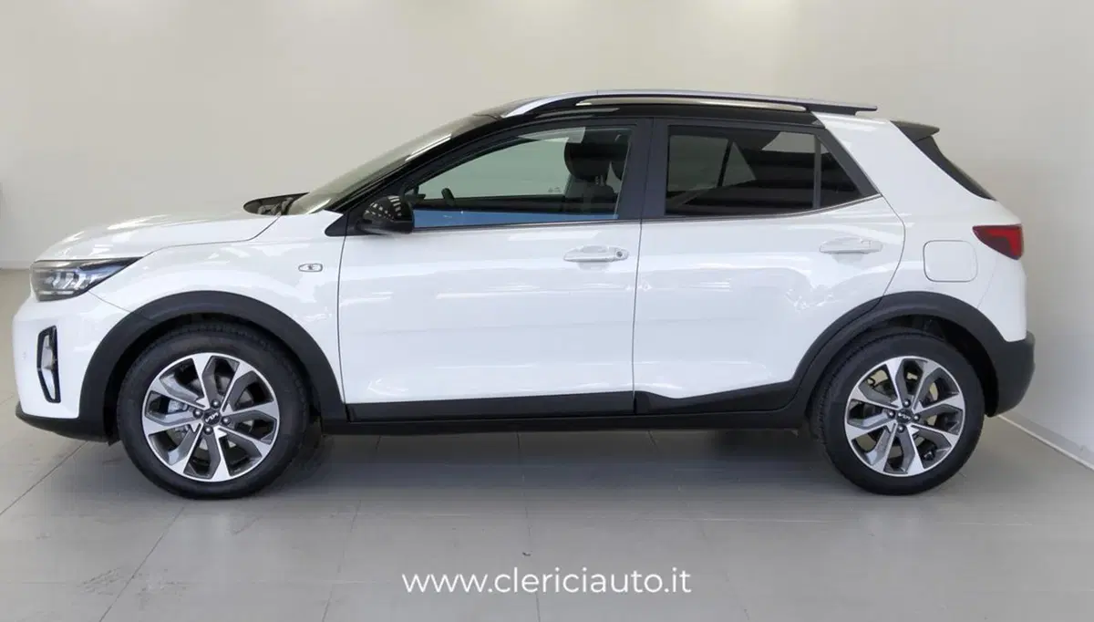Kia Stonic usata a Como (8)