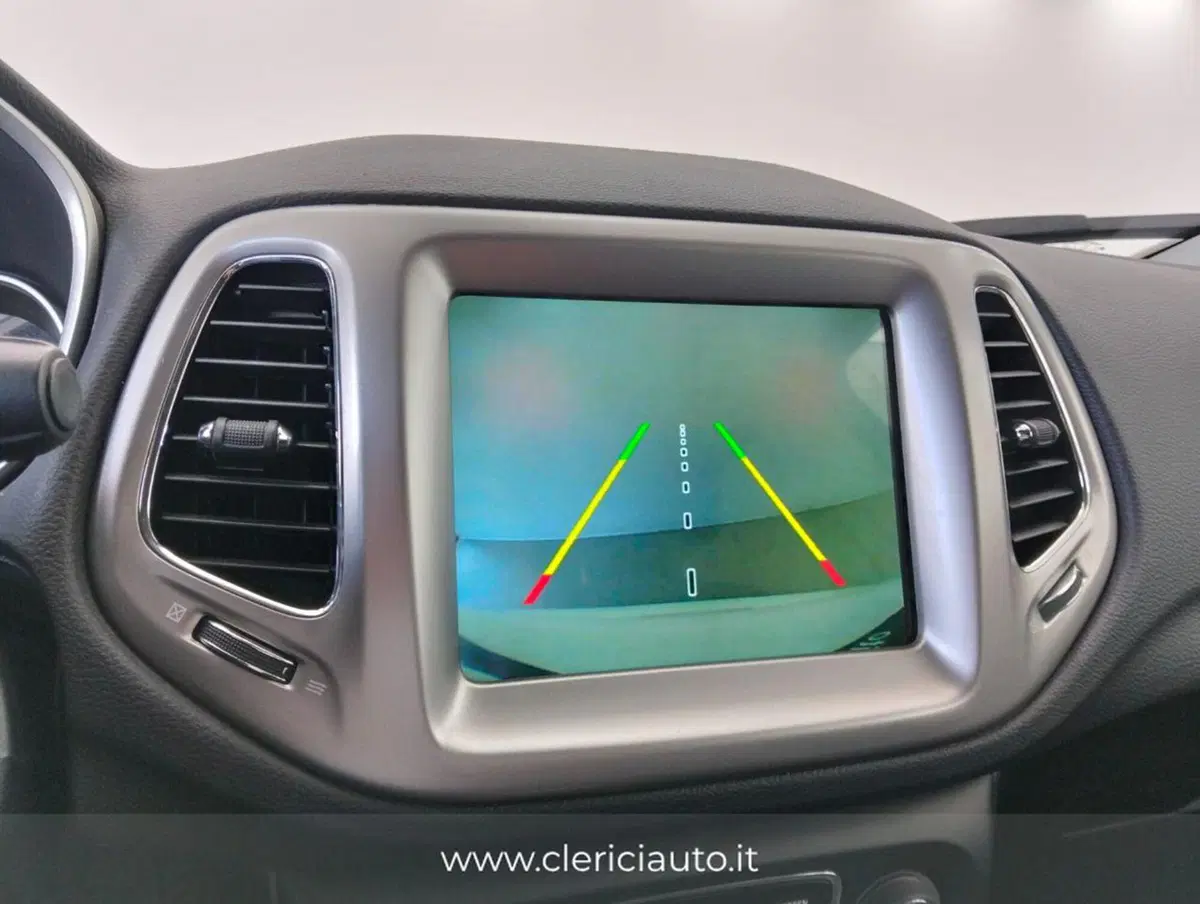 Jeep Compass usata a Como (17)