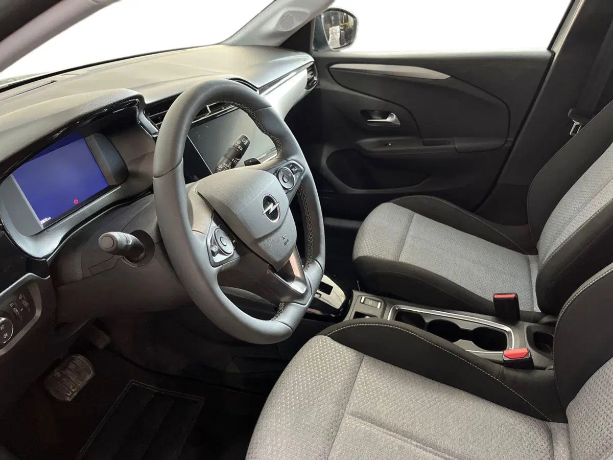Opel Corsa usata a Foggia (7)