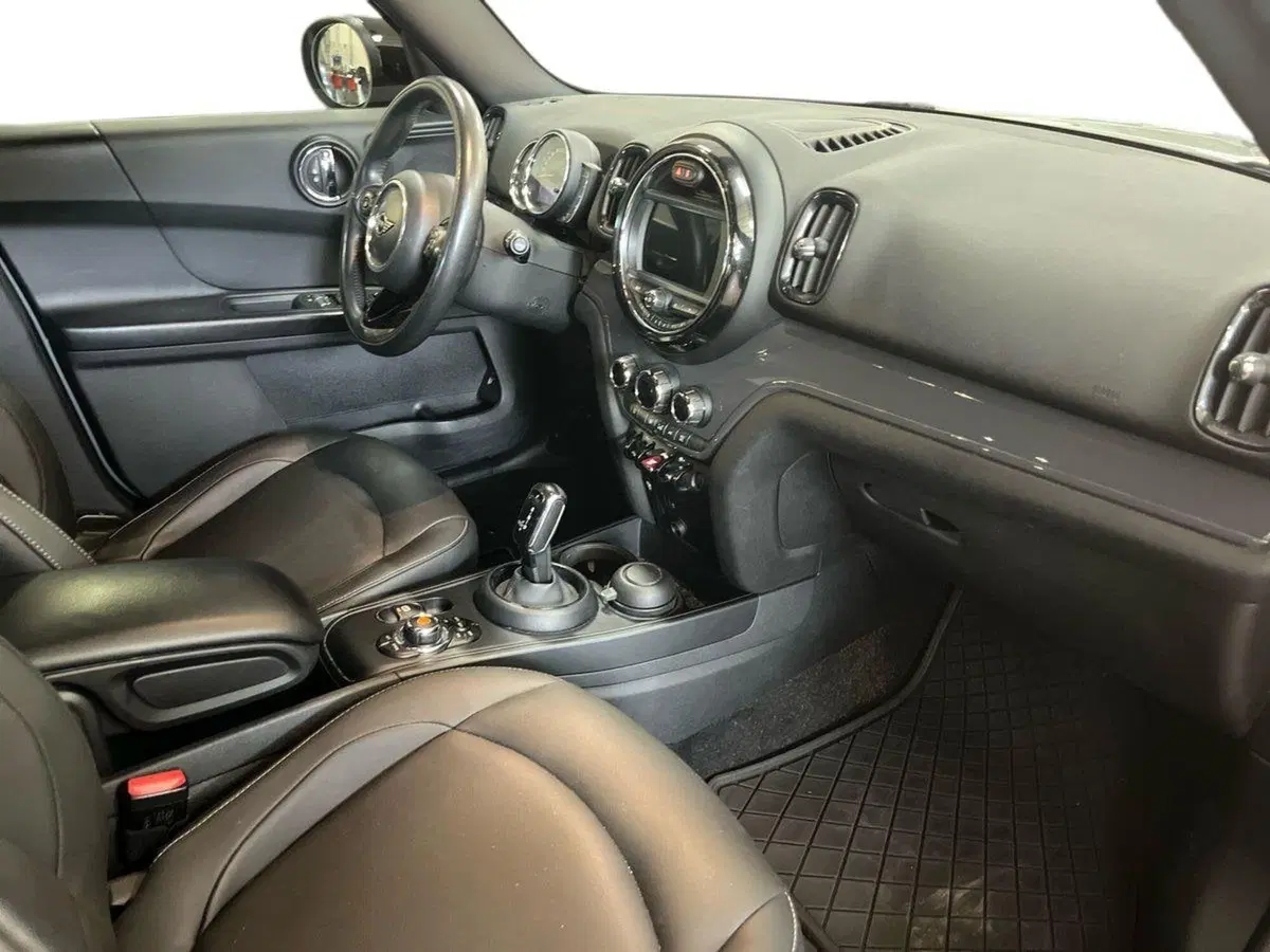 MINI Mini Countryman usata a Bari (9)