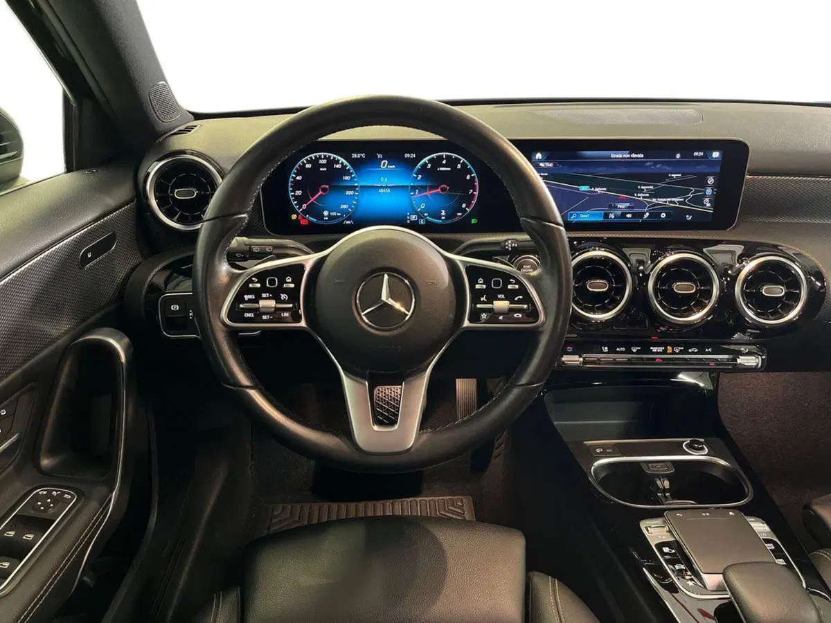 Mercedes-Benz Classe A usata a Milano (11)