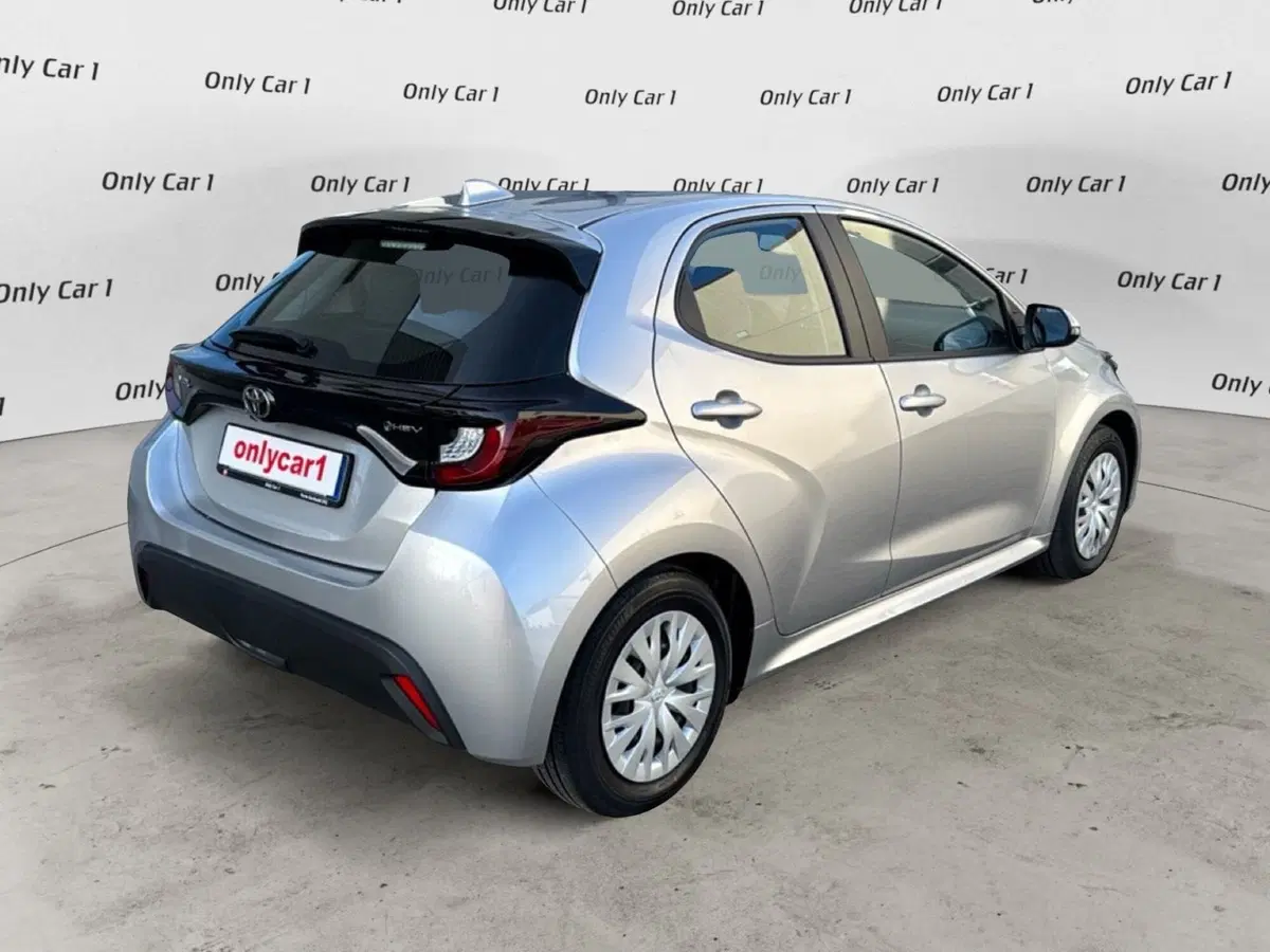 Toyota Yaris usata a Ferrara (6)