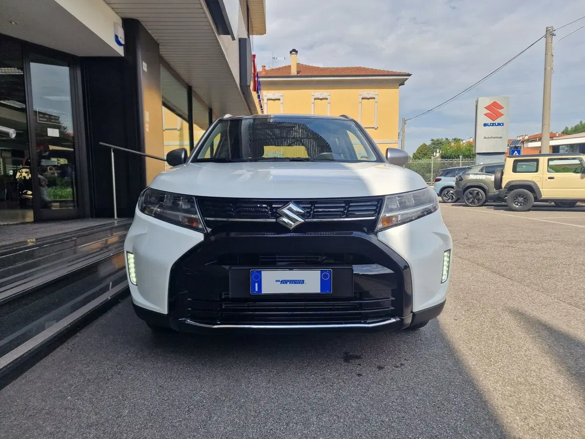 Suzuki Vitara usata a Milano (2)
