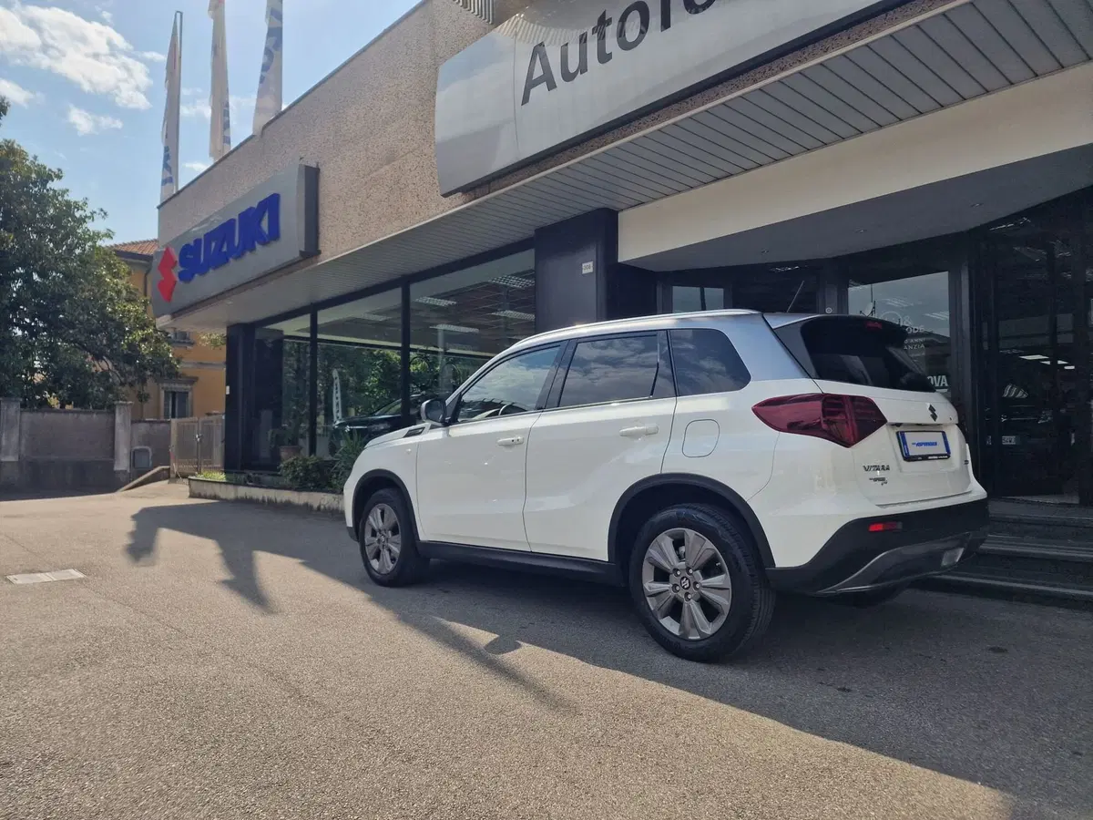 Suzuki Vitara usata a Milano (4)