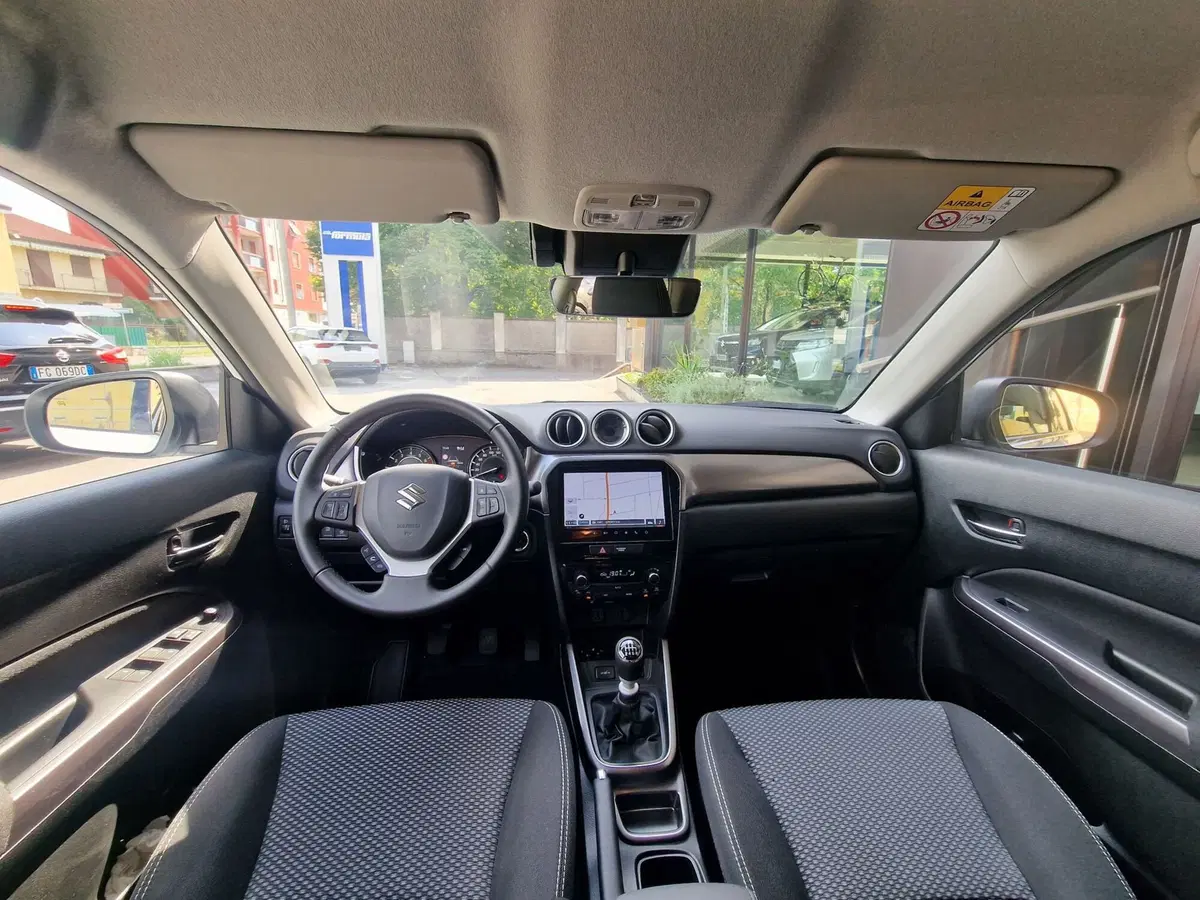 Suzuki Vitara usata a Milano (8)
