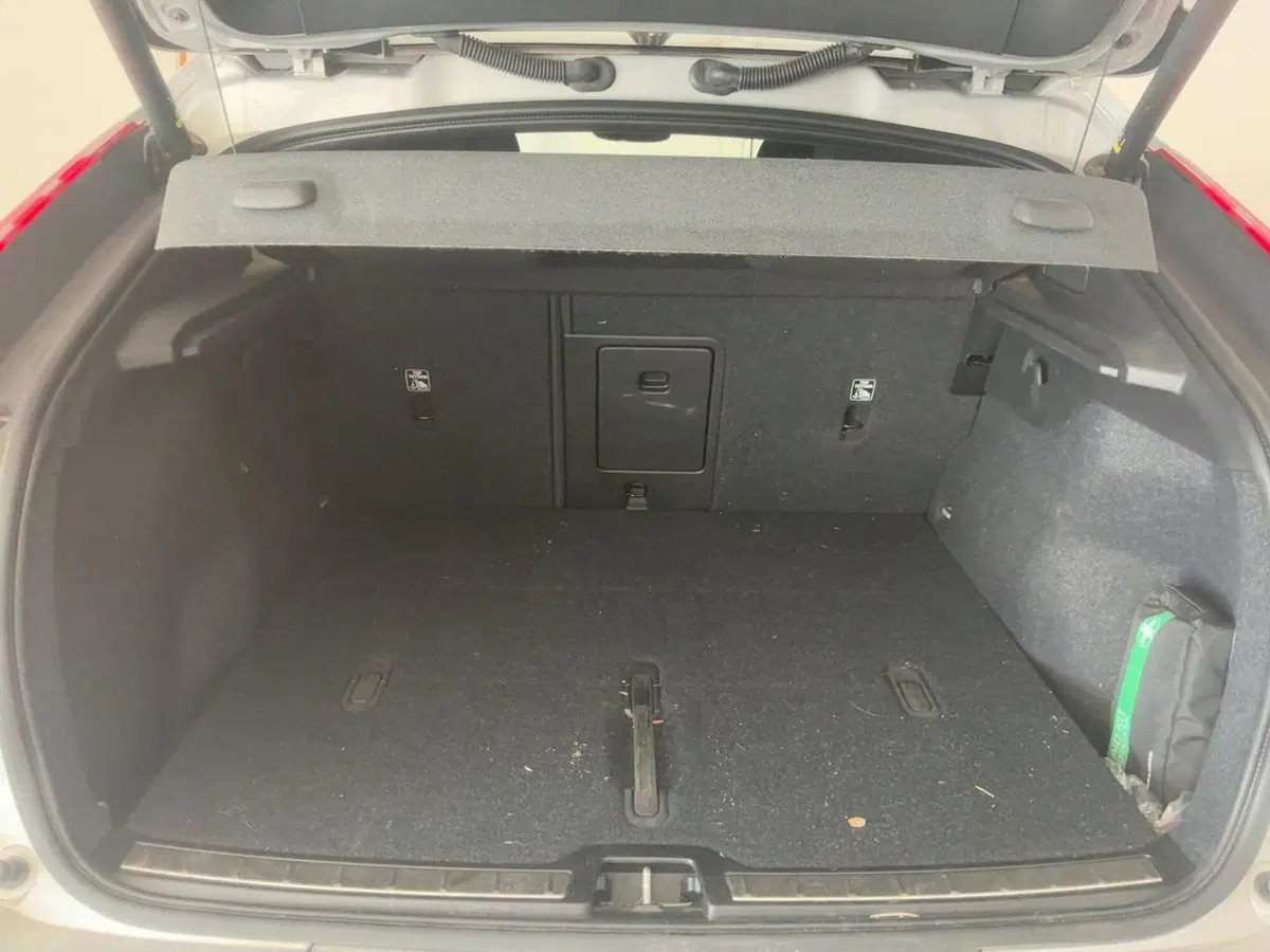 Volvo C40 usata a Como (5)