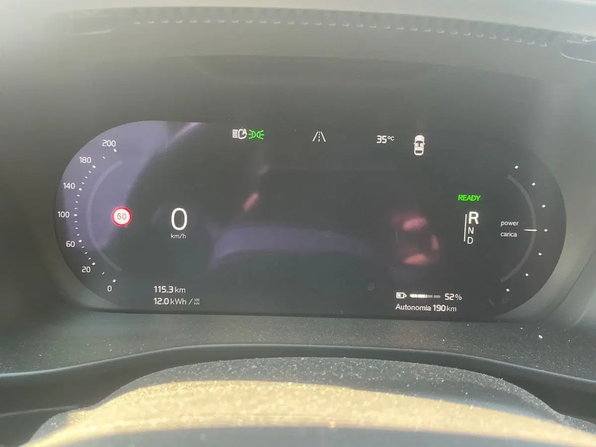 Volvo C40 usata a Como (7)