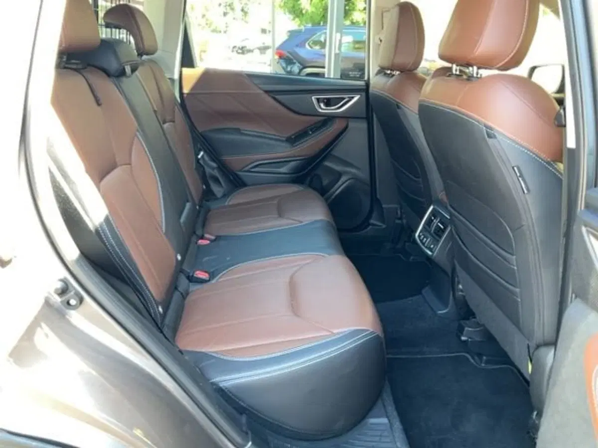 Subaru Forester usata a Como (12)
