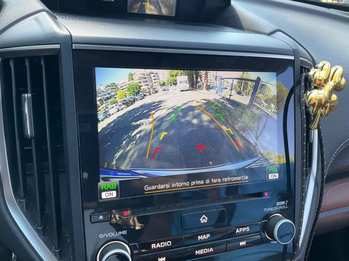 Subaru Forester usata a Como (13)