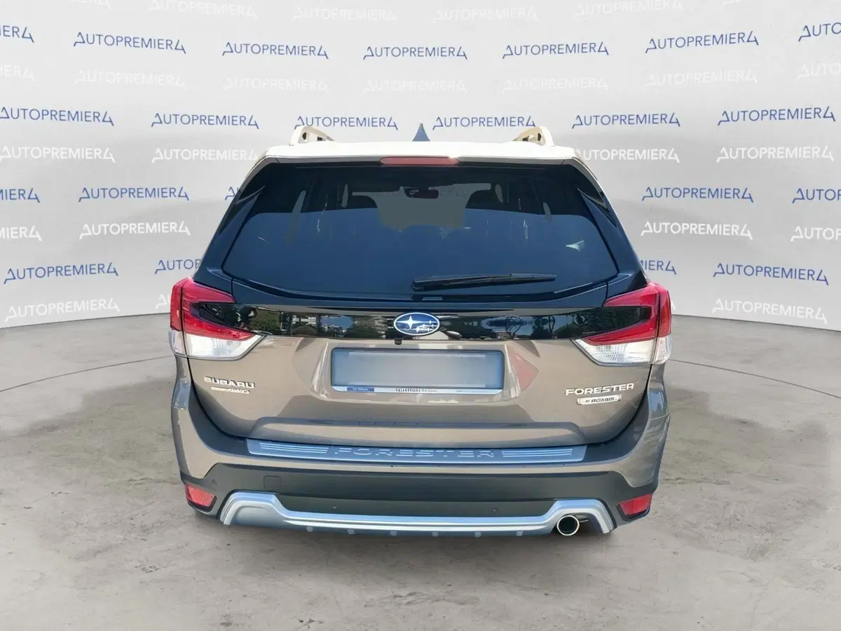 Subaru Forester usata a Como (4)