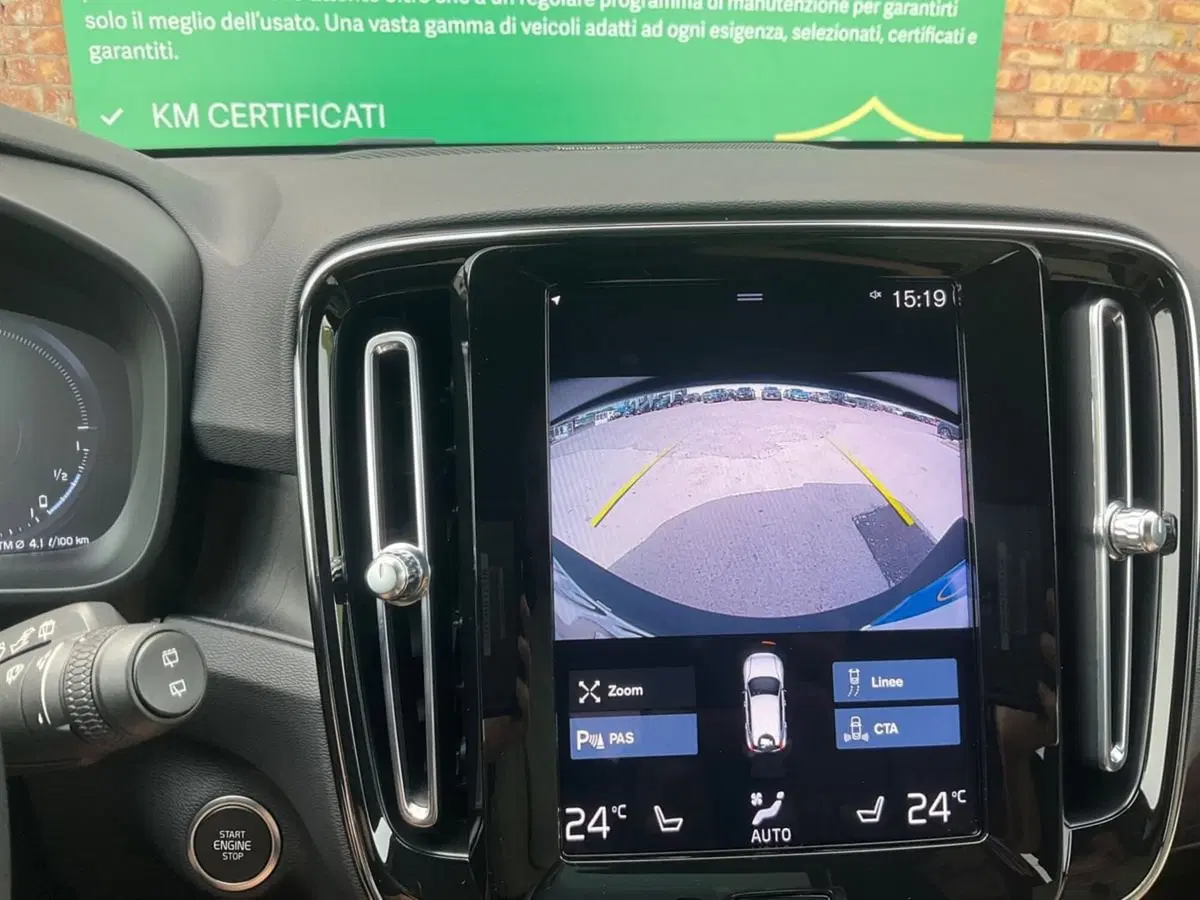 Volvo XC40 usata a Como (12)