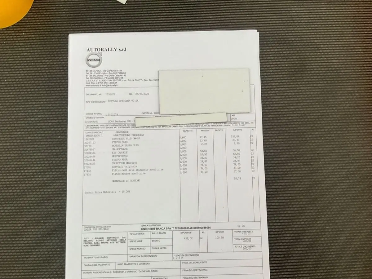 Volvo XC40 usata a Como (14)