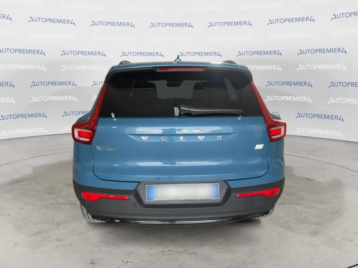 Volvo XC40 usata a Como (3)