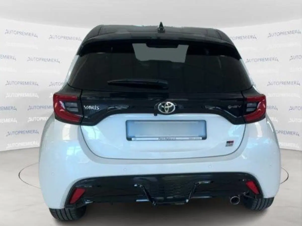 Toyota Yaris GR Sport usata a Como (3)