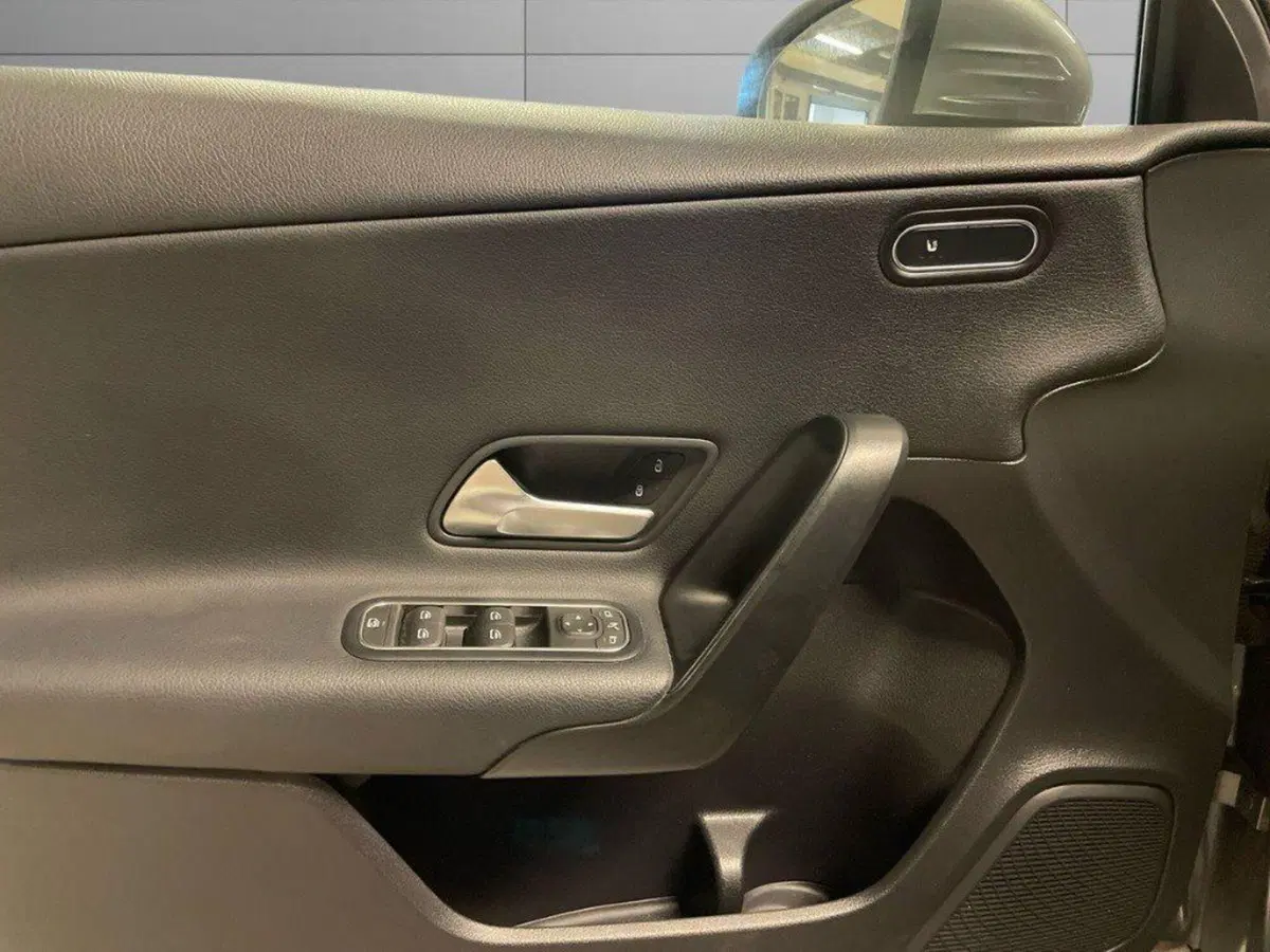 Mercedes-Benz Classe A usata a Macerata (17)