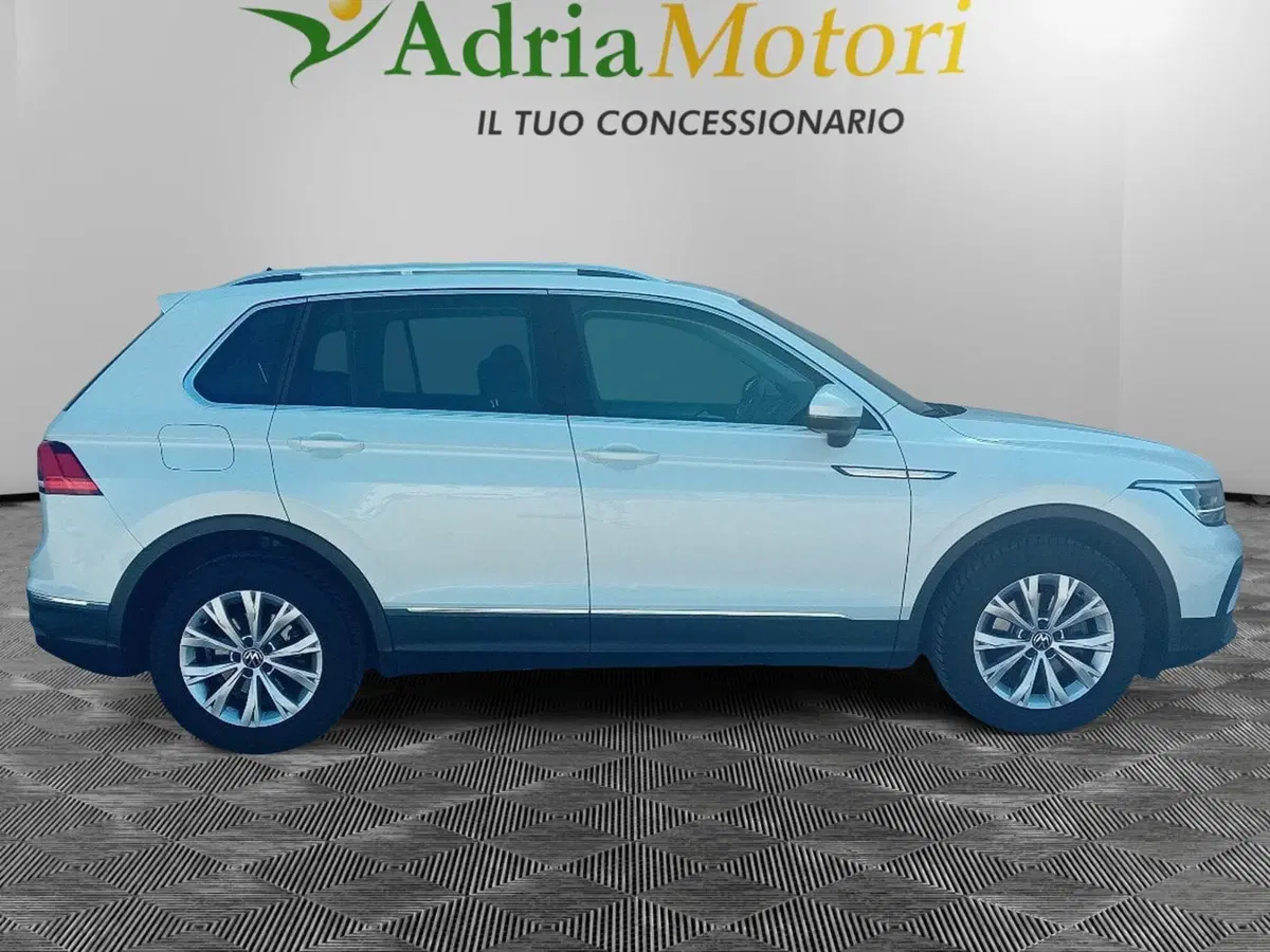 Volkswagen Tiguan usata a Pordenone (6)