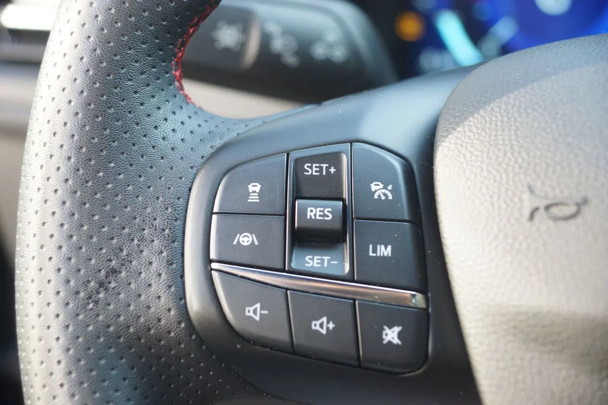 Ford Kuga usata a Torino (19)