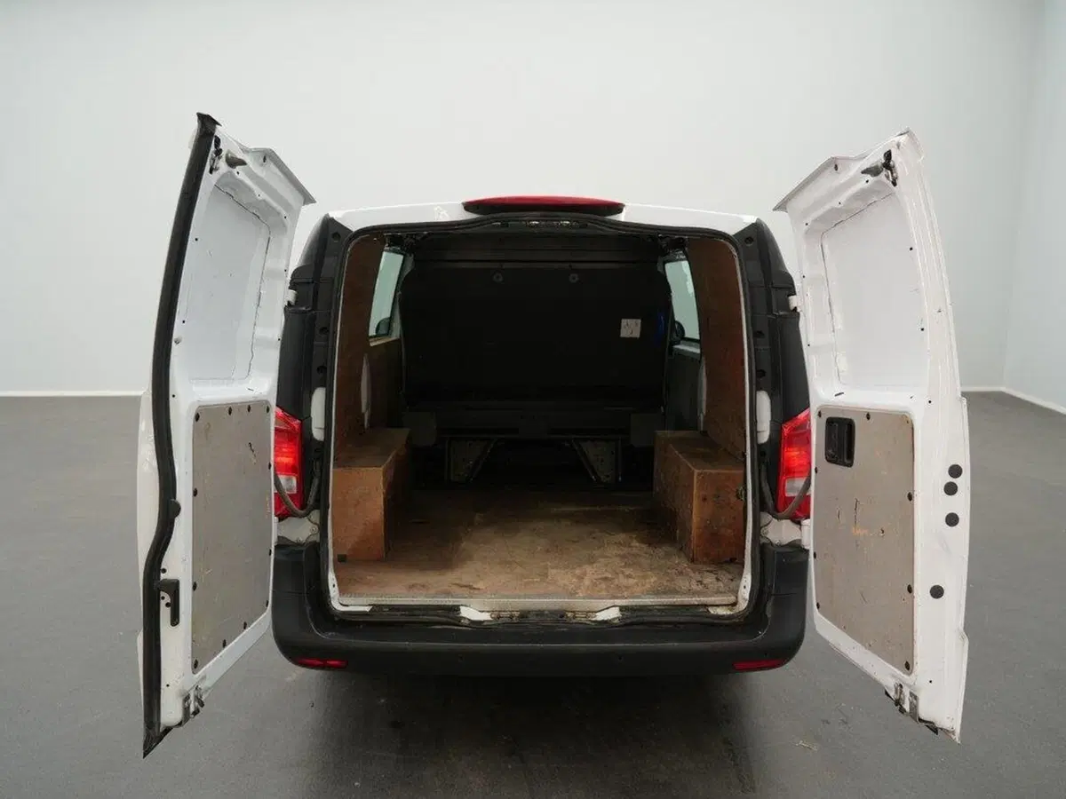 Mercedes-Benz Vito usata a Milano (8)