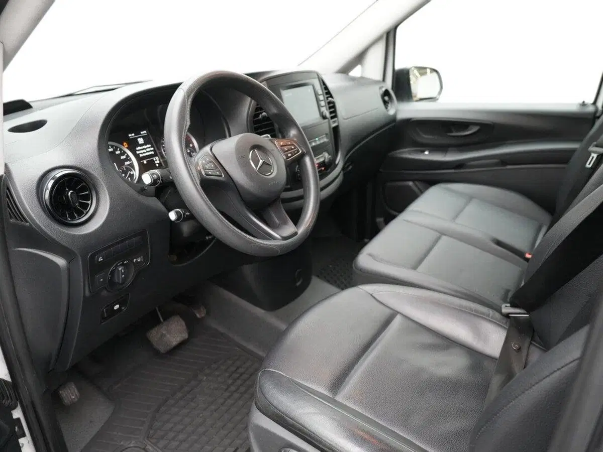 Mercedes-Benz Vito usata a Milano (8)
