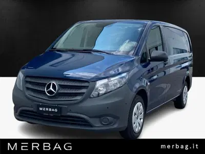 Mercedes-Benz Vito mixto 114 cdi long del 2021 usata a Lainate