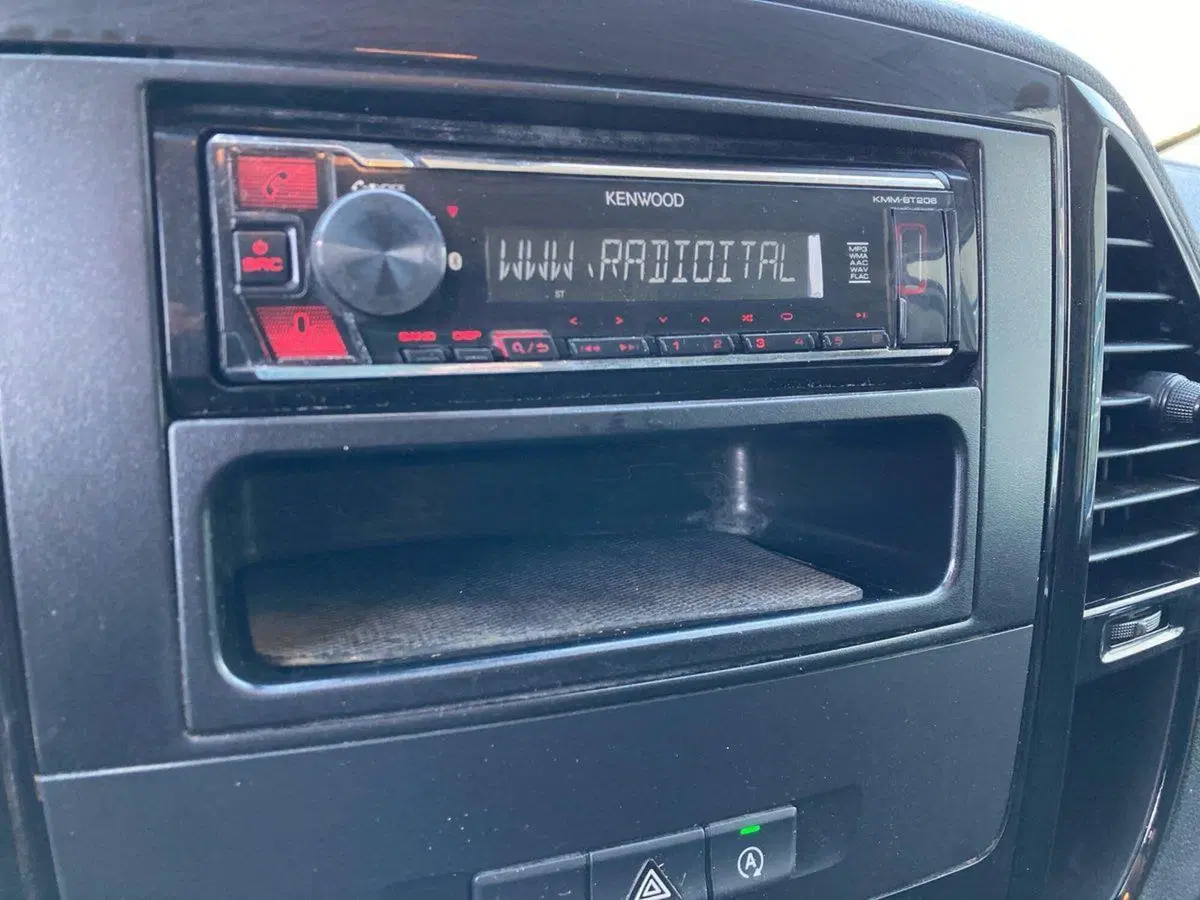 Mercedes-Benz Vito usata a Milano (10)