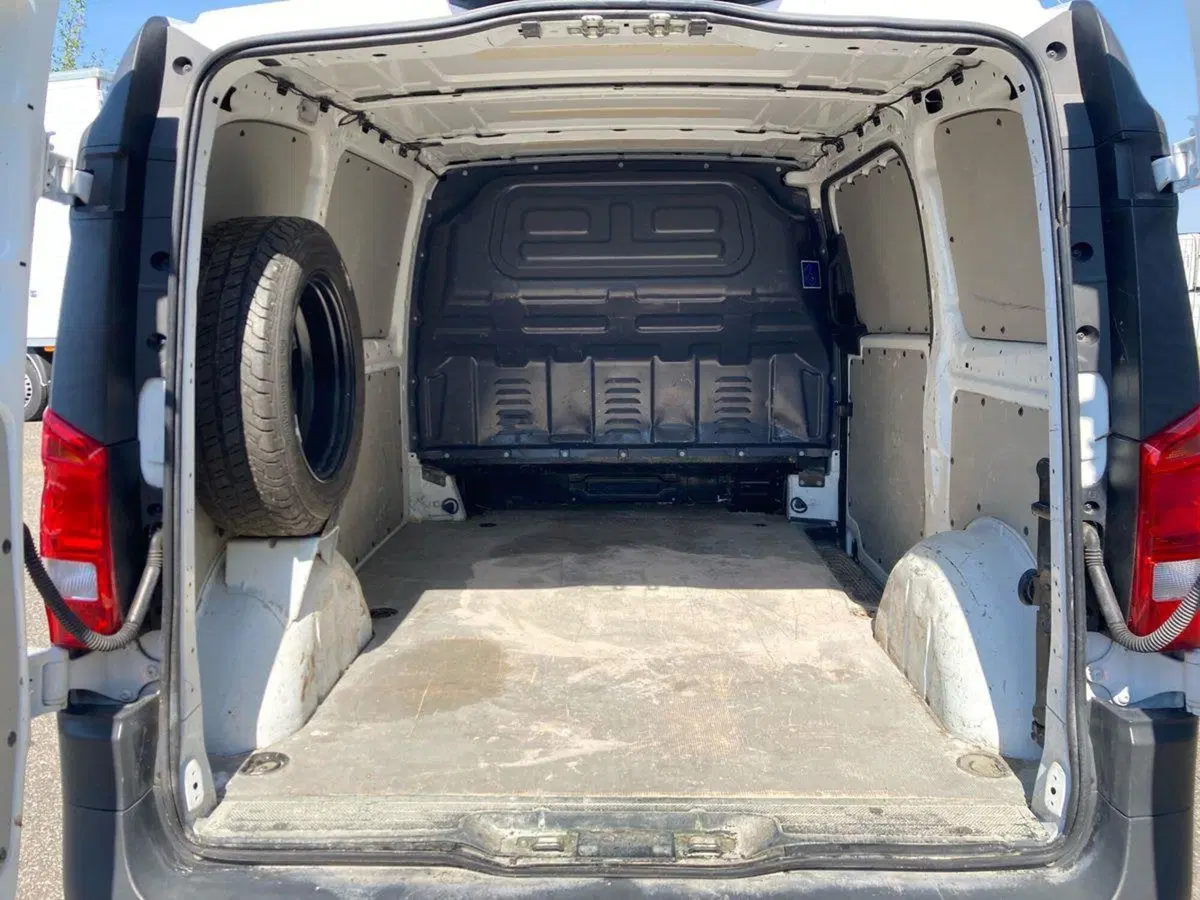 Mercedes-Benz Vito usata a Milano (6)