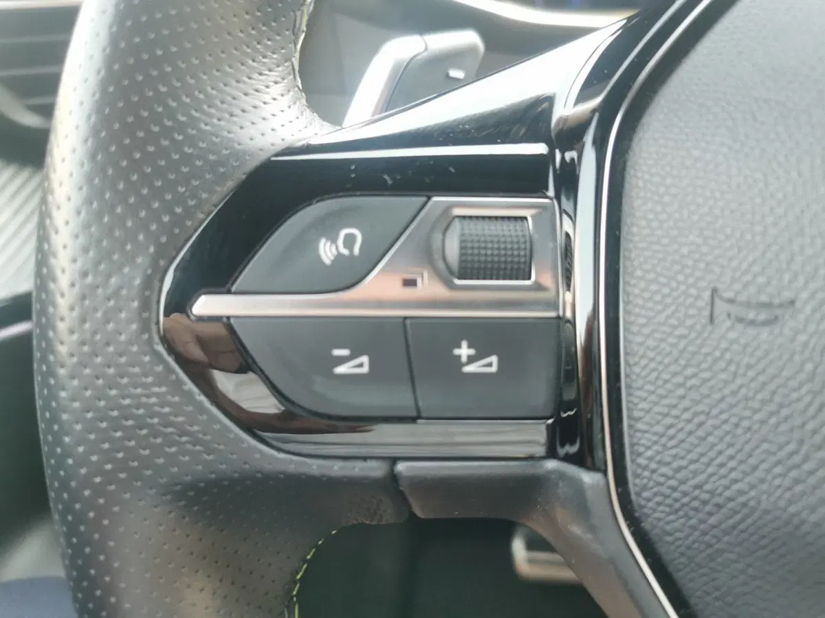 Peugeot 2008 usata a Taranto (18)