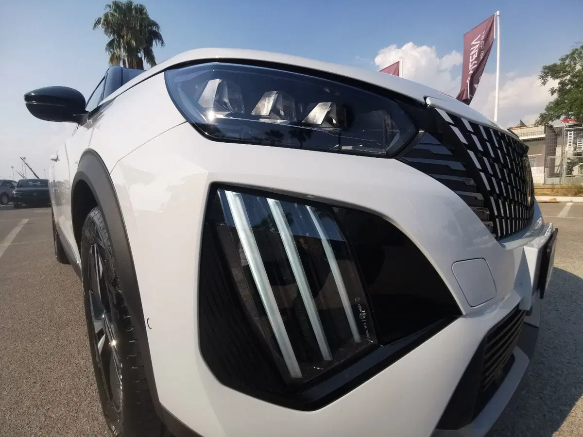 Peugeot 2008 usata a Taranto (20)