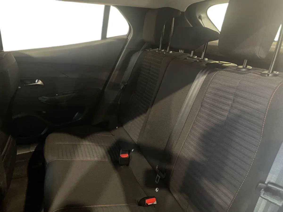 Peugeot 2008 usata a Salerno (14)