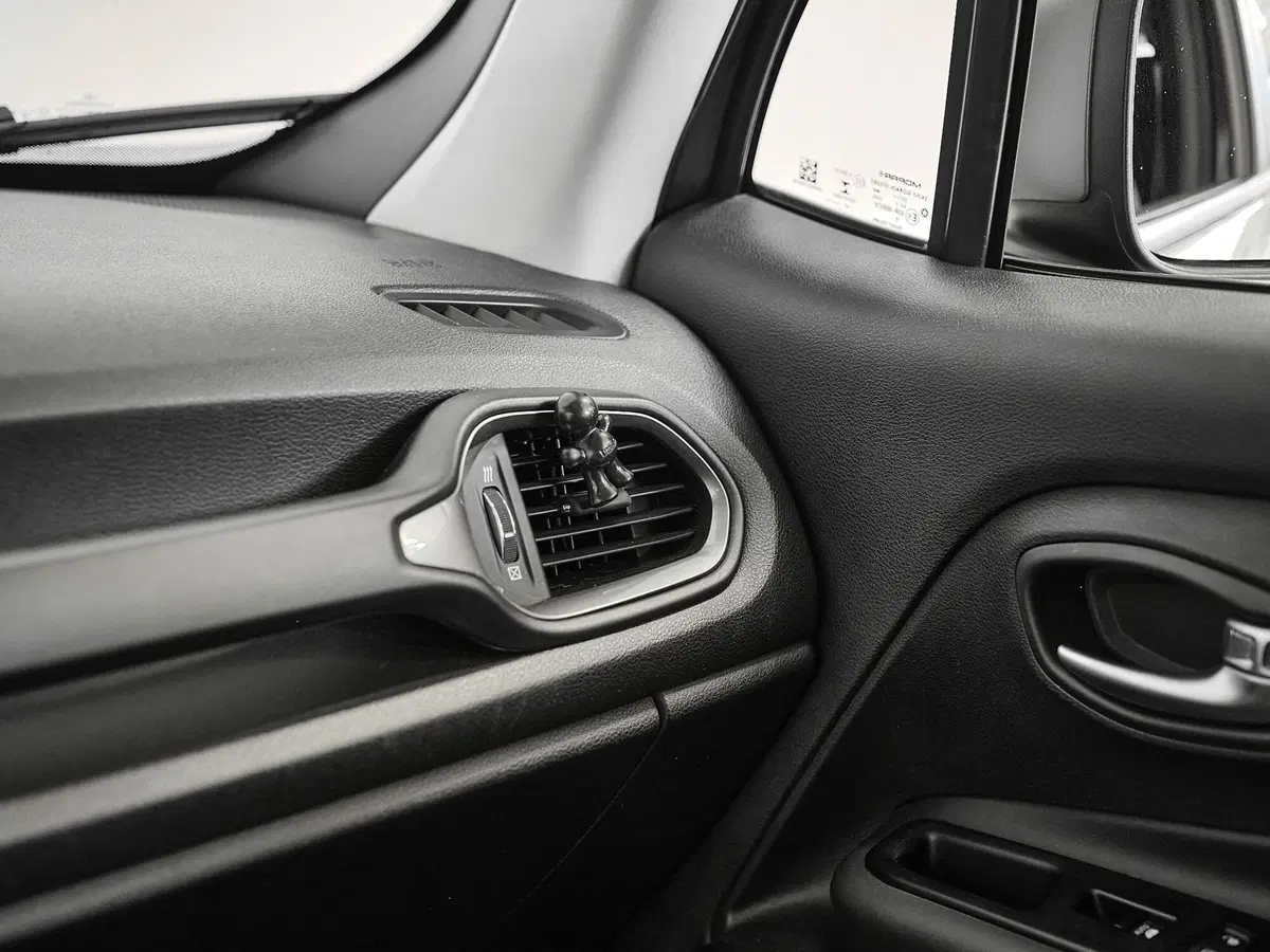 Jeep Renegade usata a Prato (17)