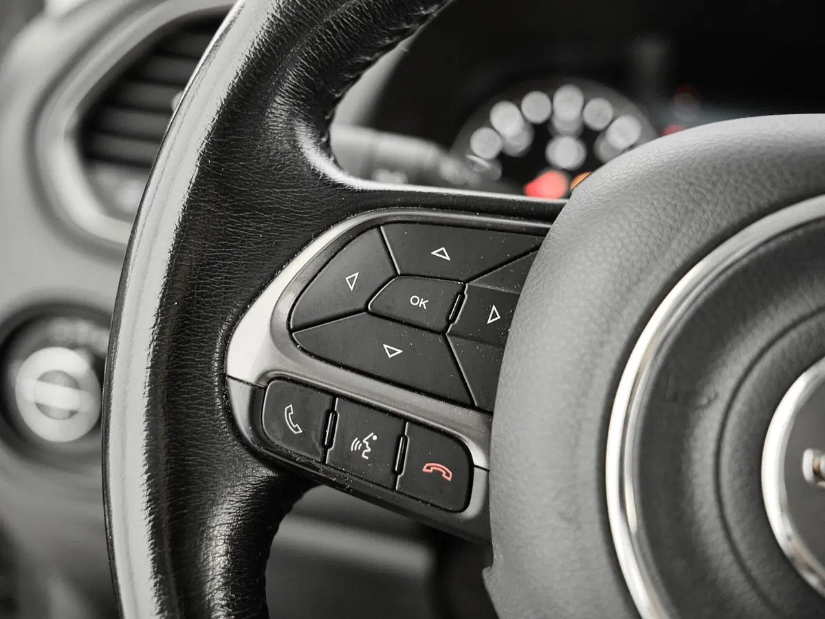 Jeep Renegade usata a Prato (9)