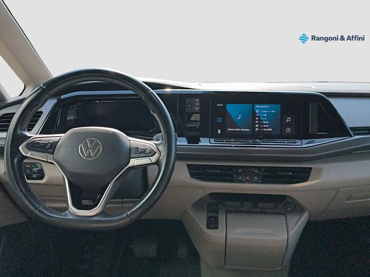 Volkswagen Multivan usata a Brescia (12)
