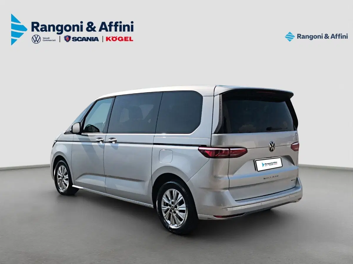 Volkswagen Multivan usata a Brescia (4)
