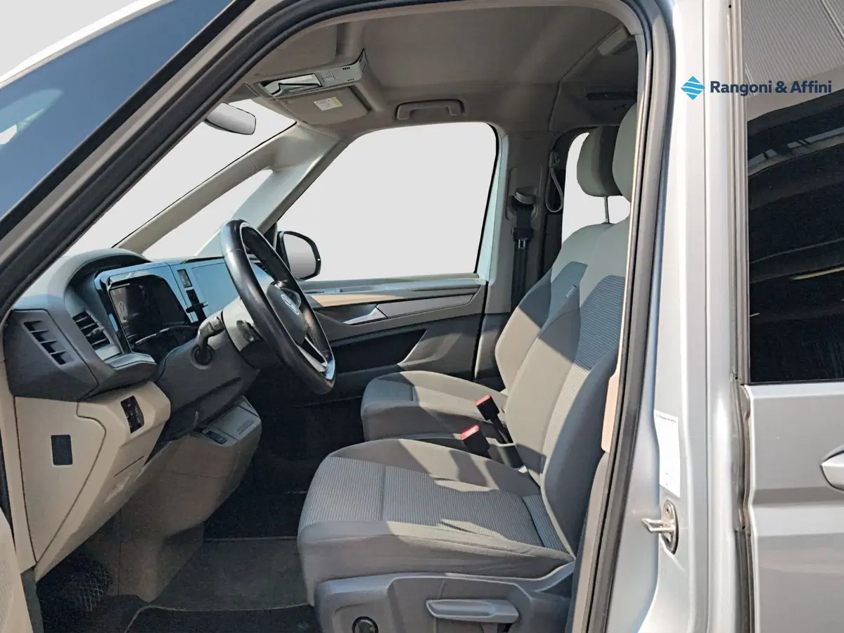Volkswagen Multivan usata a Brescia (8)