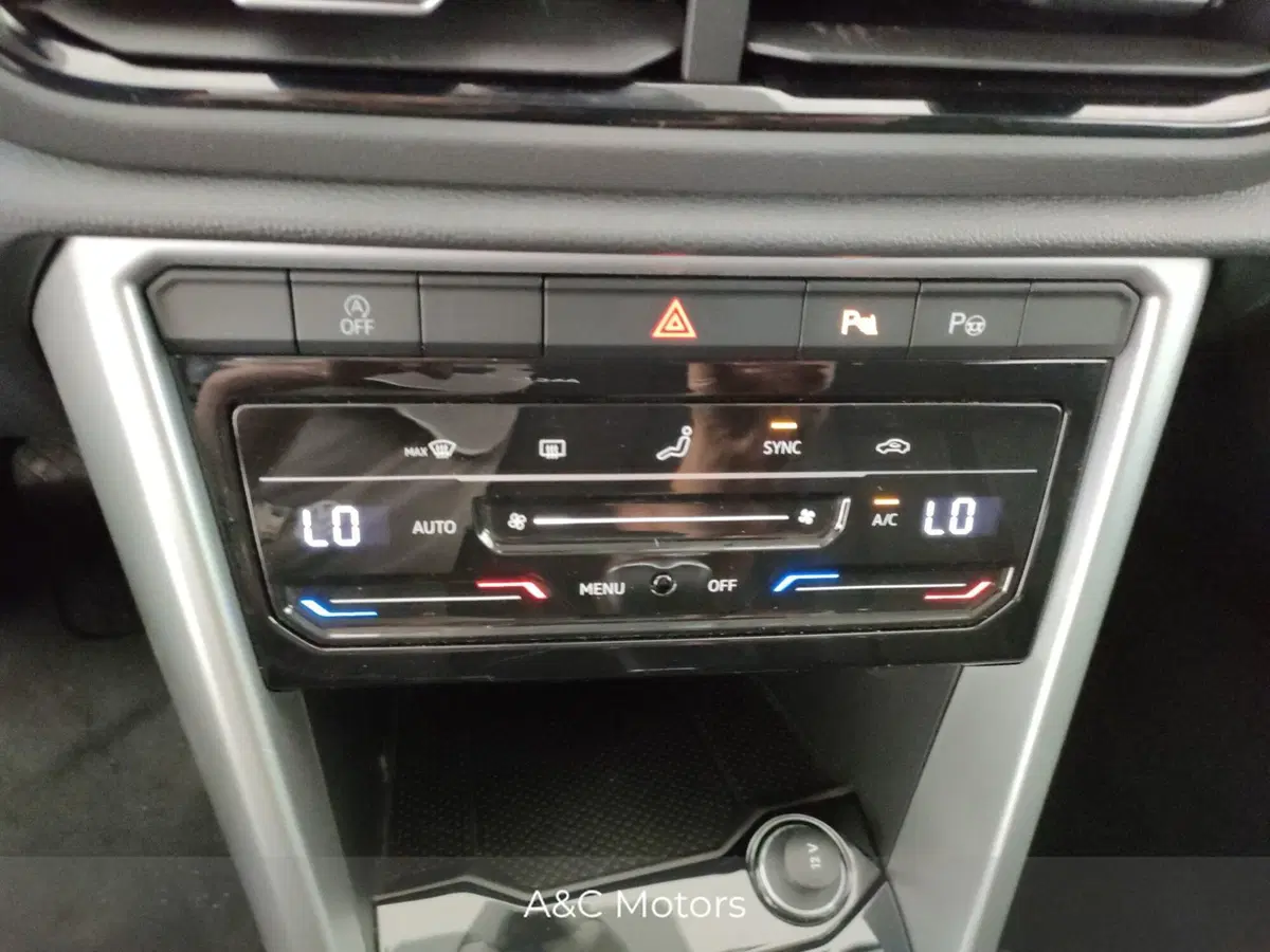 Volkswagen T-Roc usata a Napoli (18)