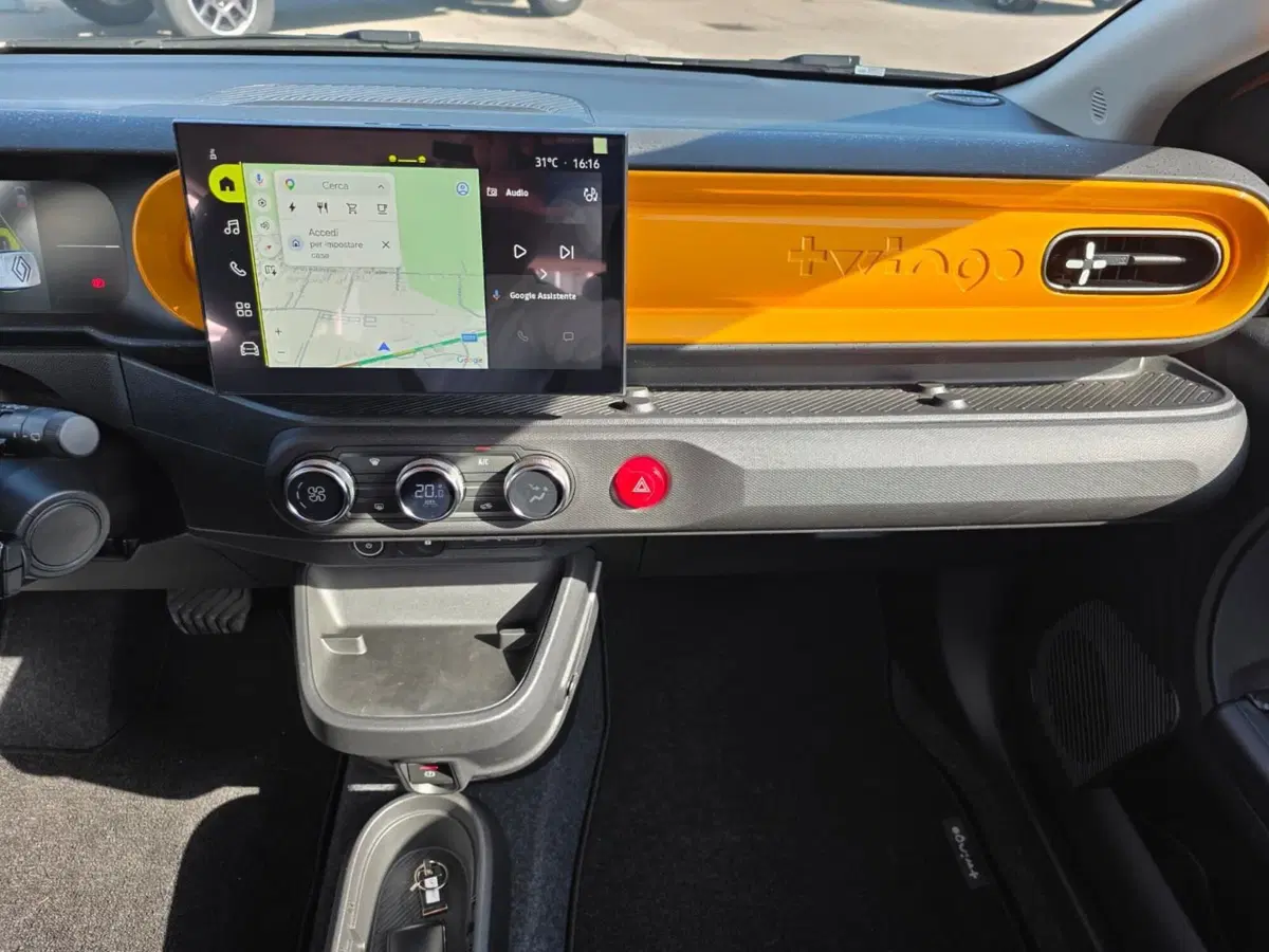 Renault Twingo nuova a Belluno (8)