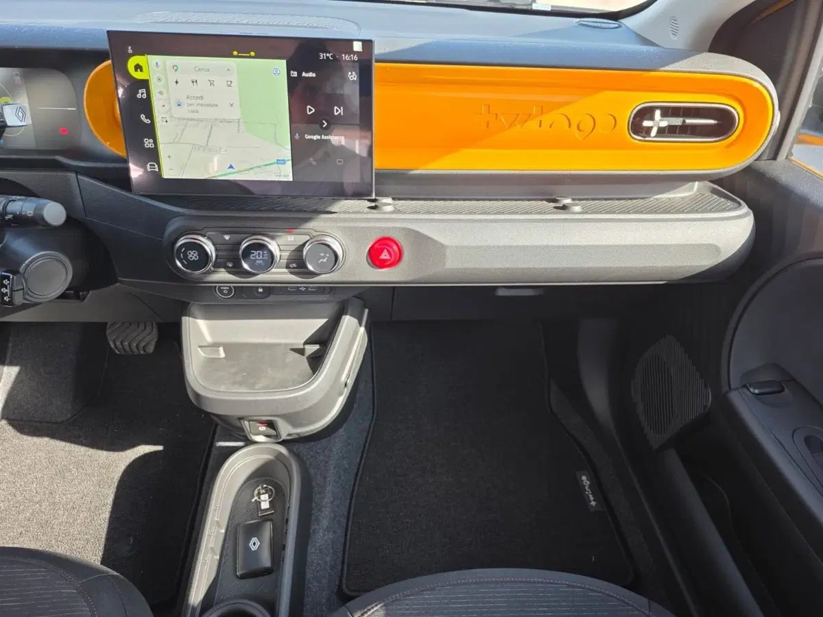 Renault Twingo nuova a Belluno (9)