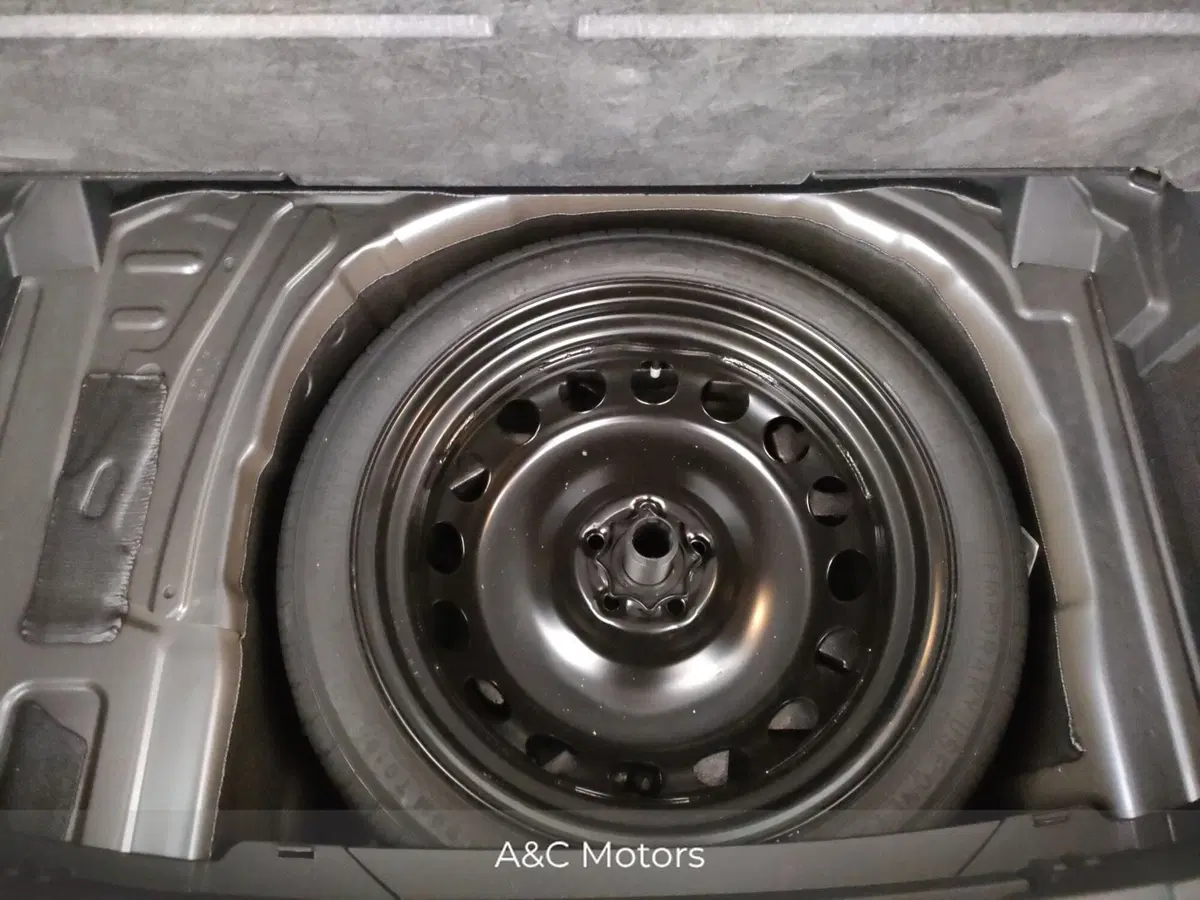 Volkswagen T-Cross usata a Napoli (16)