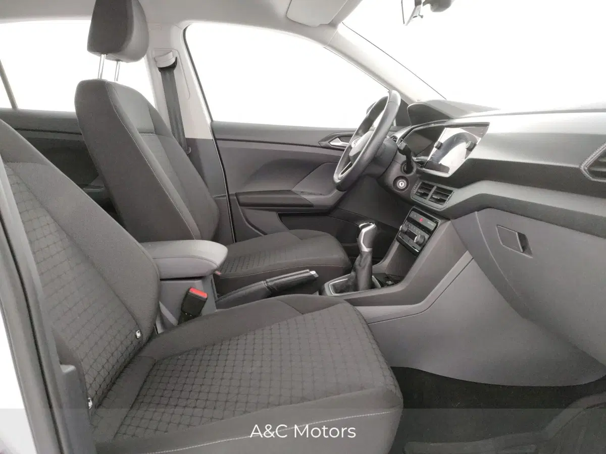 Volkswagen T-Cross usata a Napoli (6)